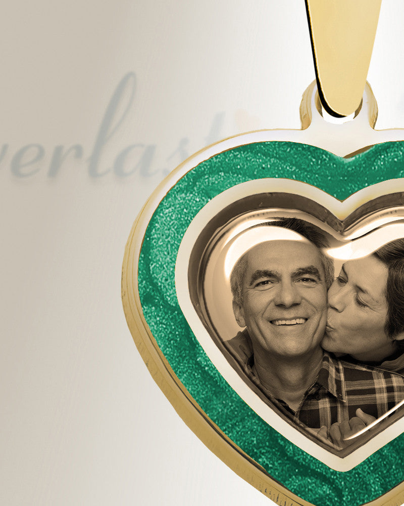 Heart 14K Gold Picture Pendant With Fir Ash Resin Jewelry