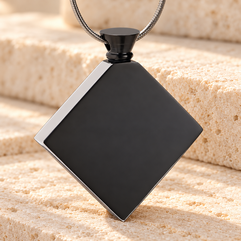 Black Quaint Diamond Urn Pendant