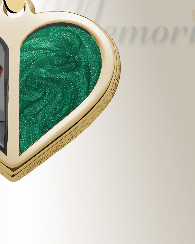 Two Heart 14K Gold Picture Pendant With Fir Ash Resin Jewelry